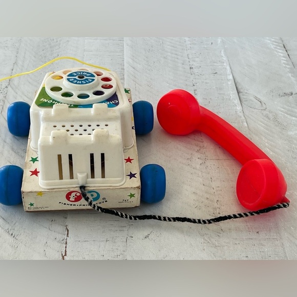 Fisher Price Classics Retro Chatter Telephone Rotary Dial Vintage Toy made n USA - Picture 6 of 9